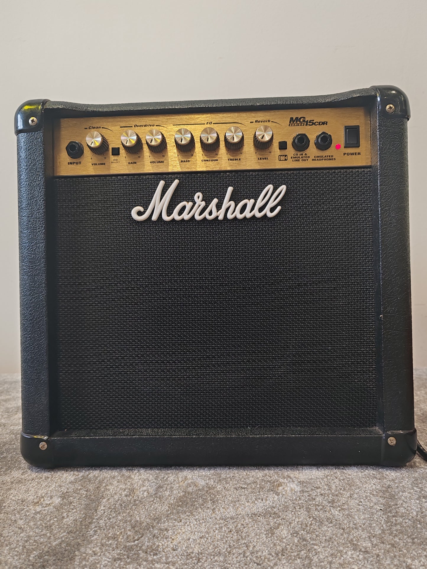 Marshall MG15CDR – 15W Guitar Combo Amp – Reverb & Emulated Output – Very Good