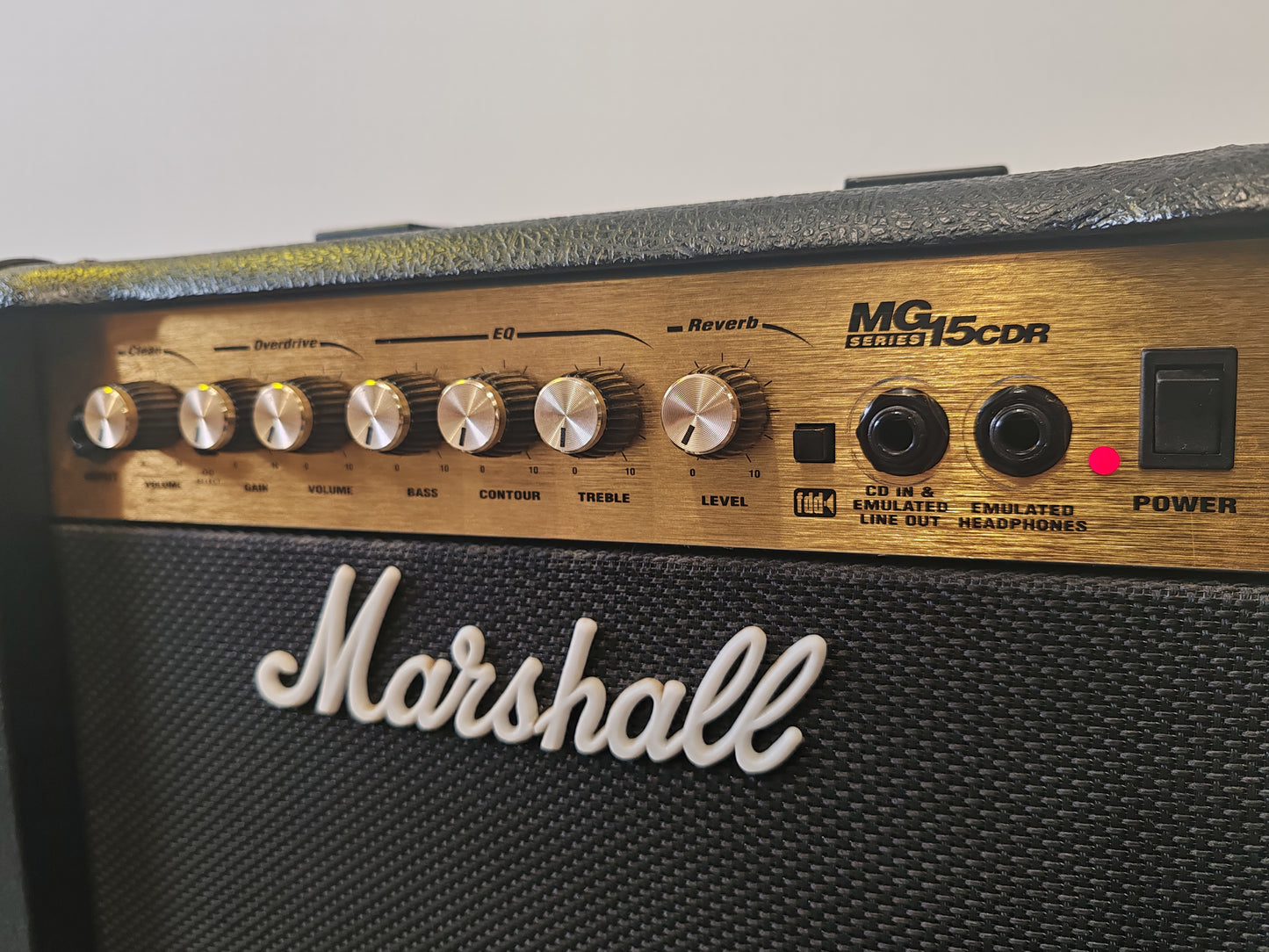 Marshall MG15CDR – 15W Guitar Combo Amp – Reverb & Emulated Output – Very Good