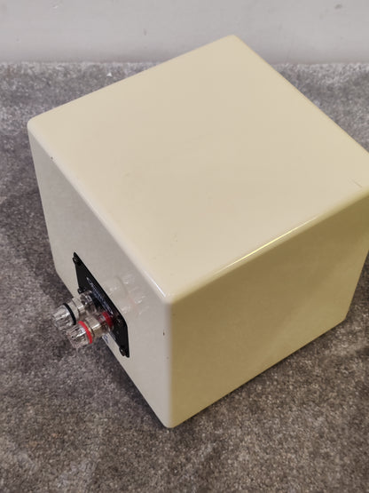 Avantone MixCube Pair of Speakers  - Full-Range Audio, Passive - Very Good