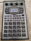 Roland Sp-404 Mkii - Portable Sampler, Sequencer - Excellent w/ Original Box & Power Supply & Manuals - Photo 4