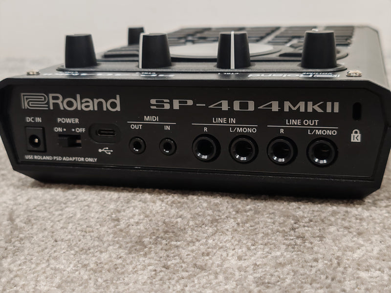 Roland Sp-404 Mkii - Portable Sampler, Sequencer - Excellent w/ Original Box & Power Supply & Manuals - Image 11
