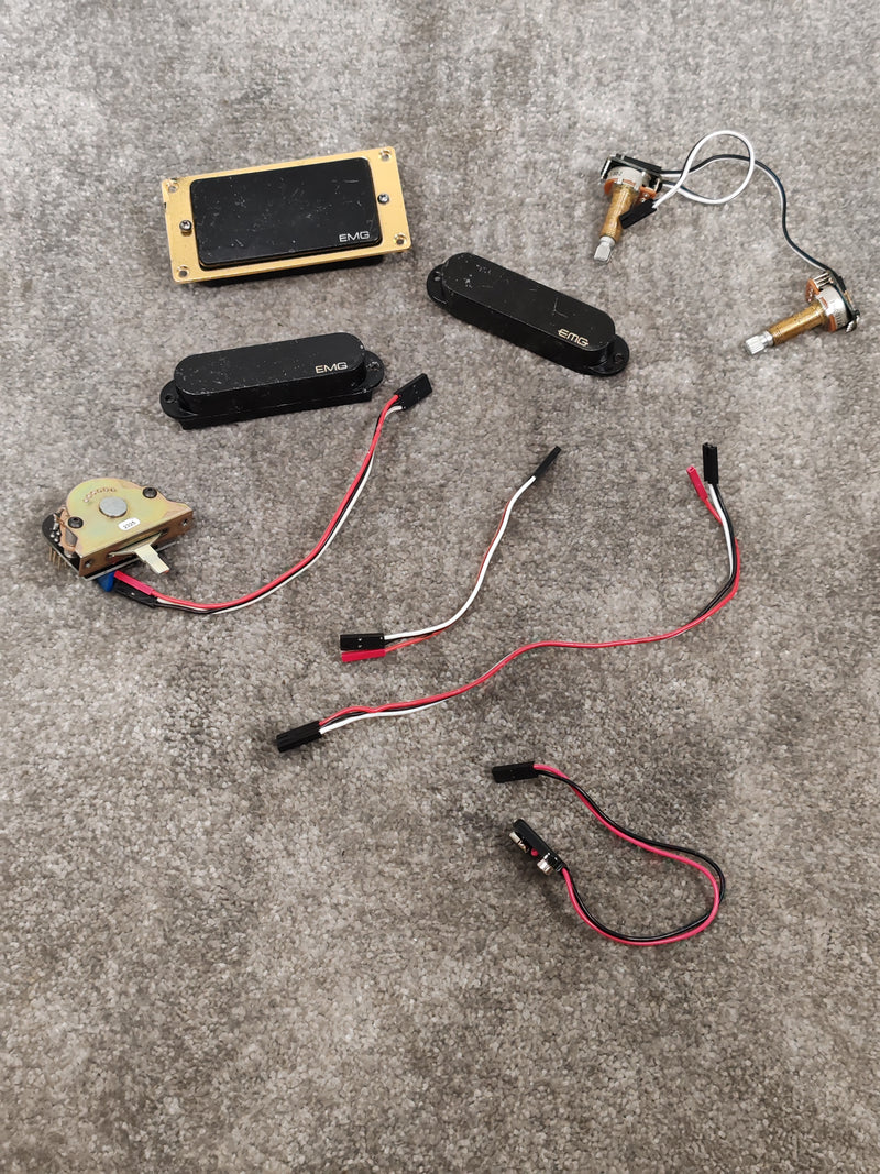 Emg 81 Active Pickup Set Emg-81 Emg-SA And Emg-SLV - Active Electronics, Versatile Tones - Good - Image 1