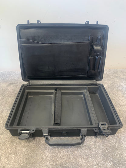 Peli 1490 Black Case – w/ Rubber Insert, File Pockets, Strap – Good