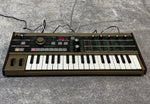 Korg Microkorg Synthesizer / Vocoder With Carry Case - Image 1