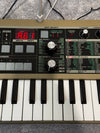 Korg Microkorg Synthesizer / Vocoder With Carry Case - Photo 4