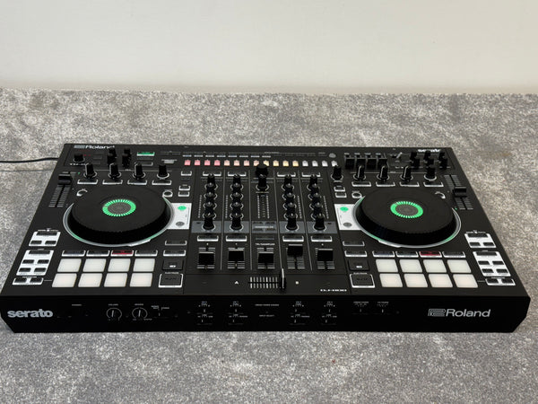 Roland DJ-808 Professional Grade DJ Controller Boxed