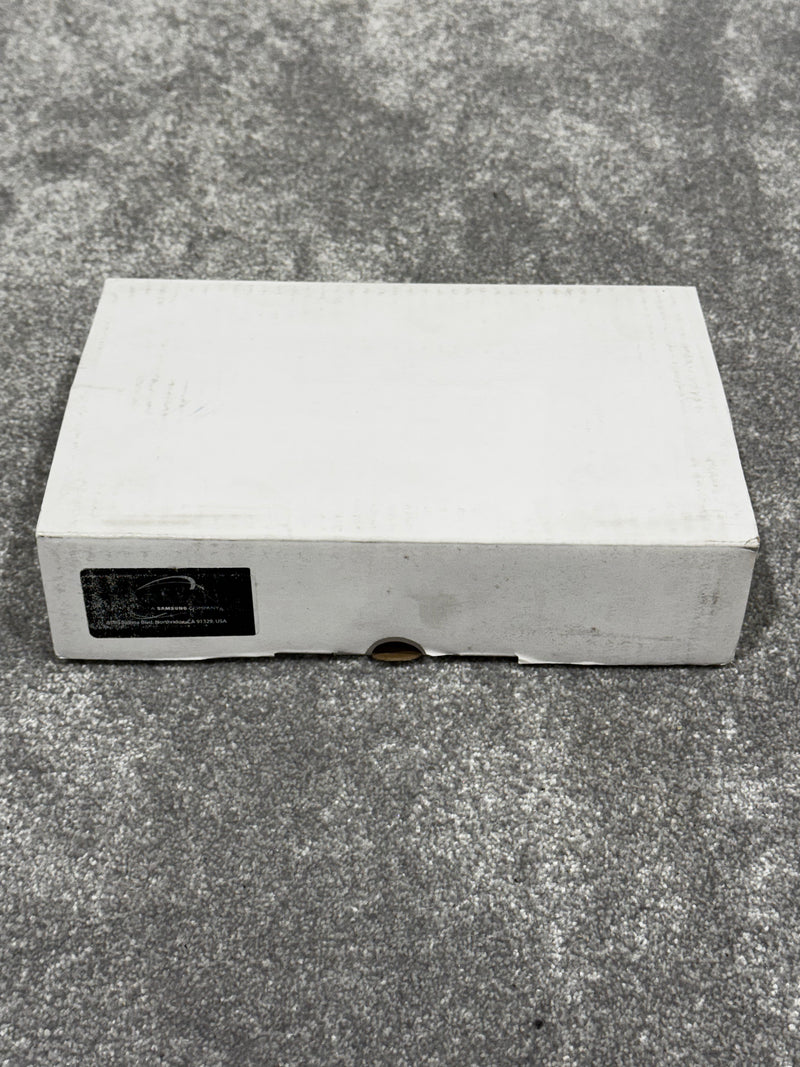 AKG DHT800 Digital Wireless Handheld Transmitter Microphone - Image 3