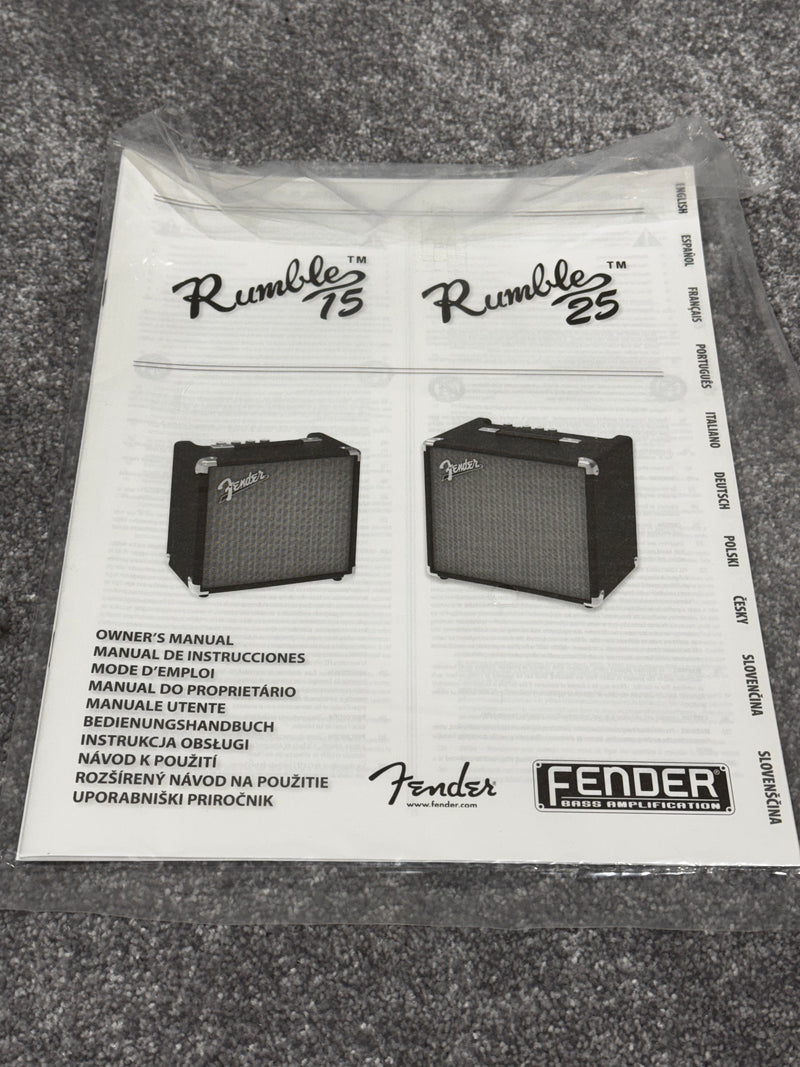 Fender Rumble 15 - Bass Combo Amplifier - Image 6