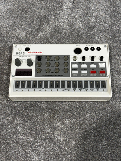 Korg Volca Sample - Digital Sample Sequencer Built in Effects