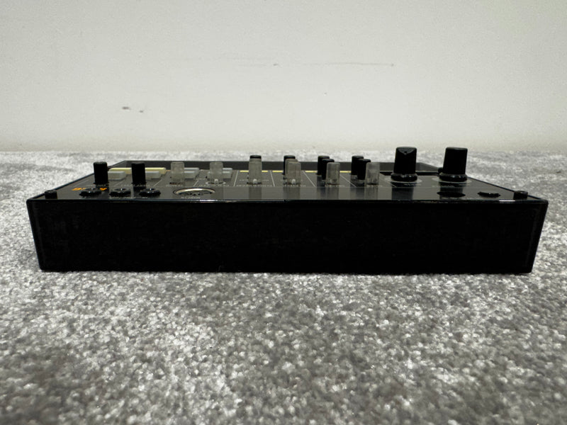 Korg Volca Beats Analogue Rhythm Machine - Spares or Repair - Image 3