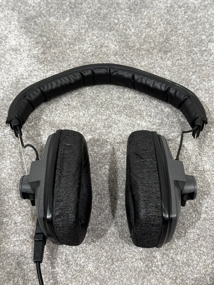 beyerdynamic DT-150 - Studio Headphones