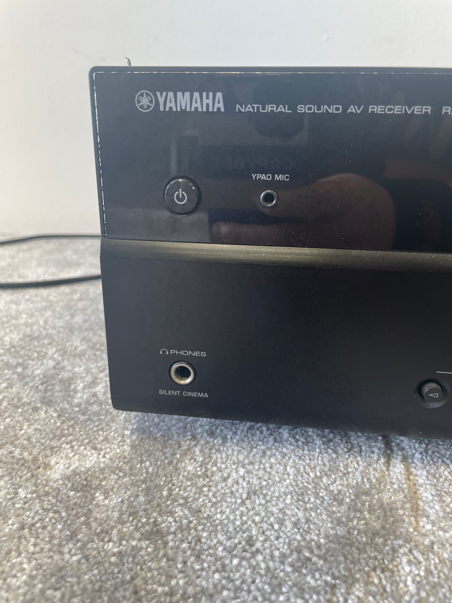 Yamaha RX-V375 - 5.1-Channel AV Receiver - Good w/ Remote Control