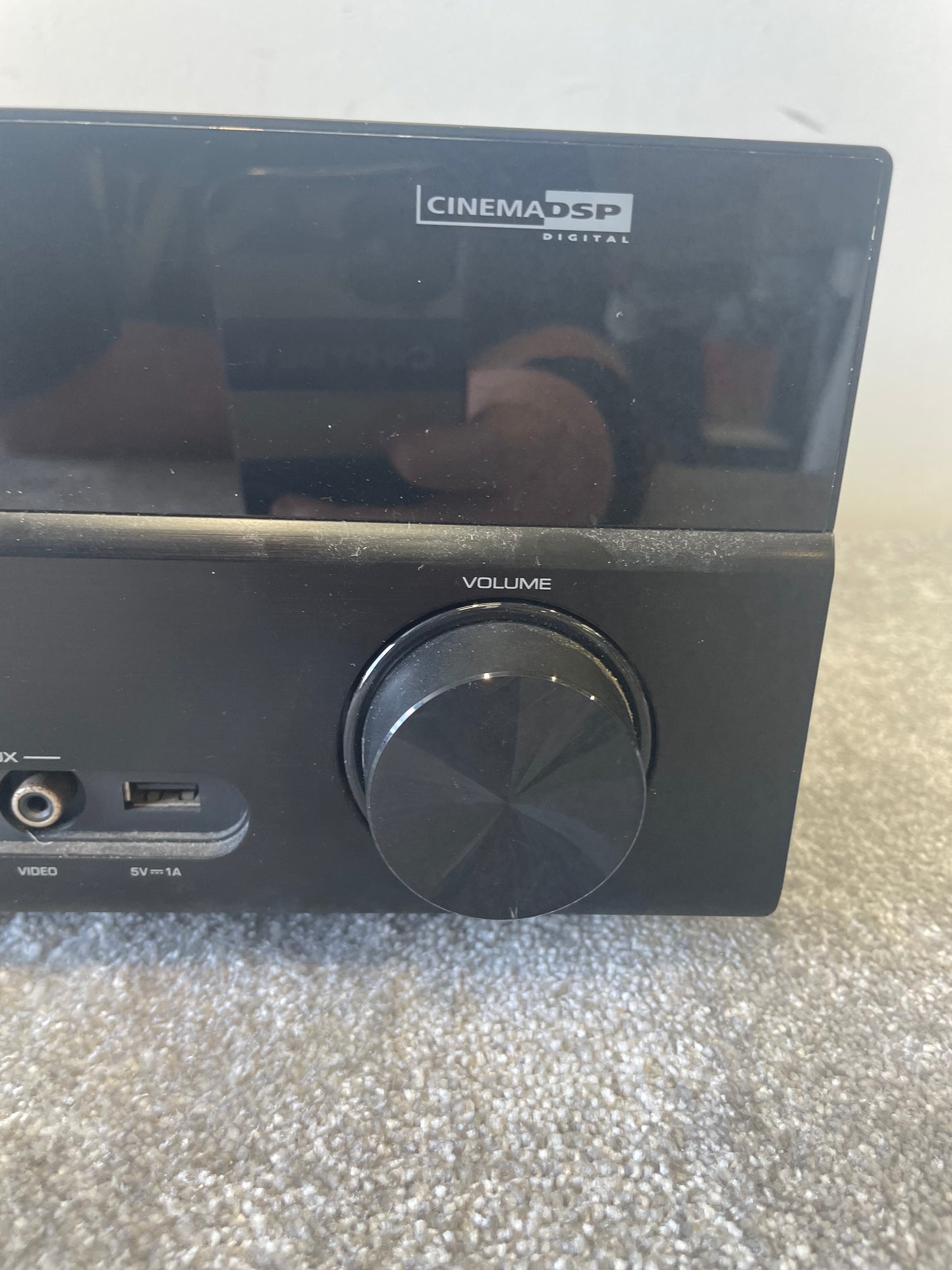 Yamaha RX-V375 - 5.1-Channel AV Receiver - Good w/ Remote Control