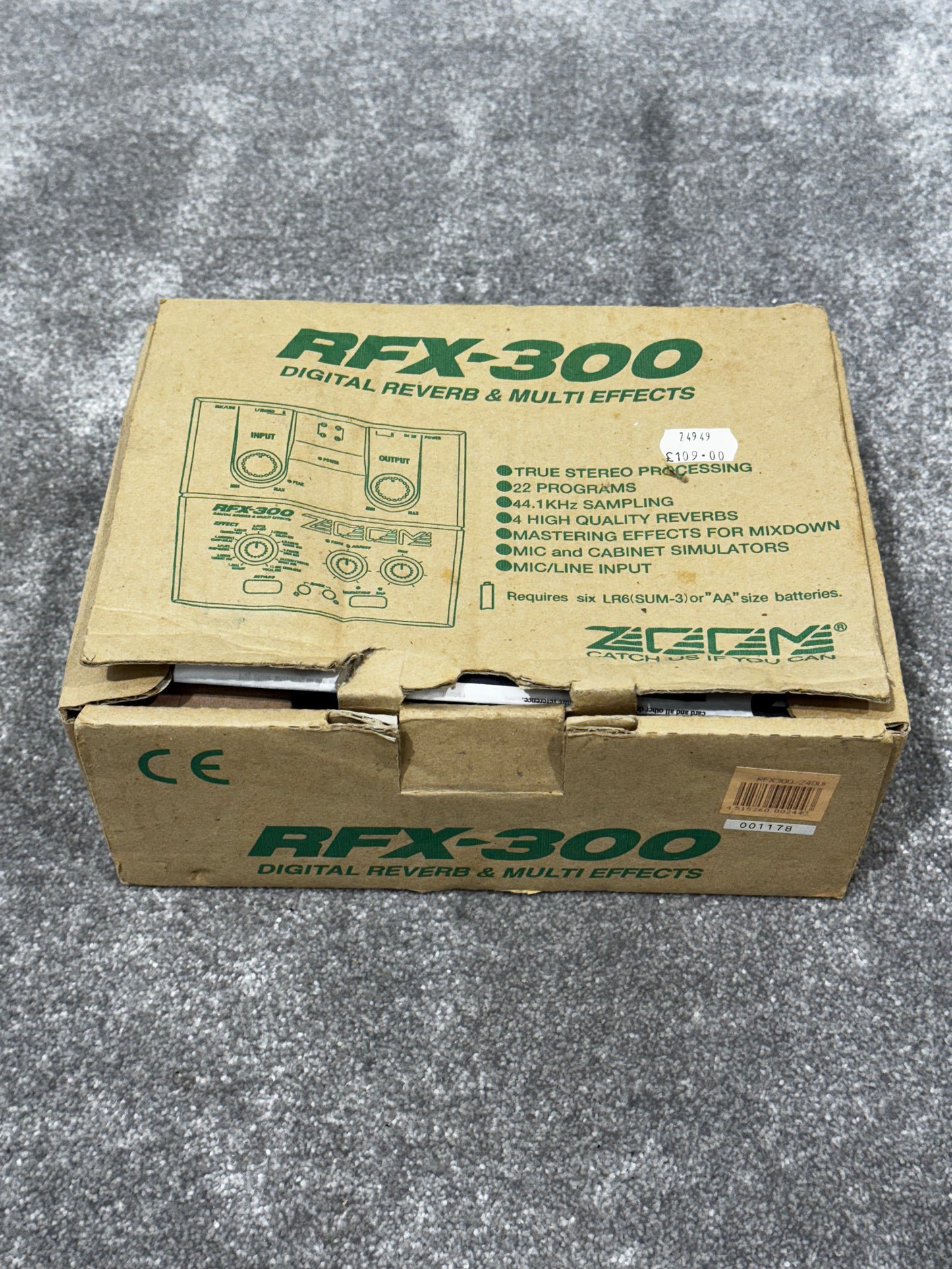 Zoom RFX-300 Digital Reverb & Multi Effects