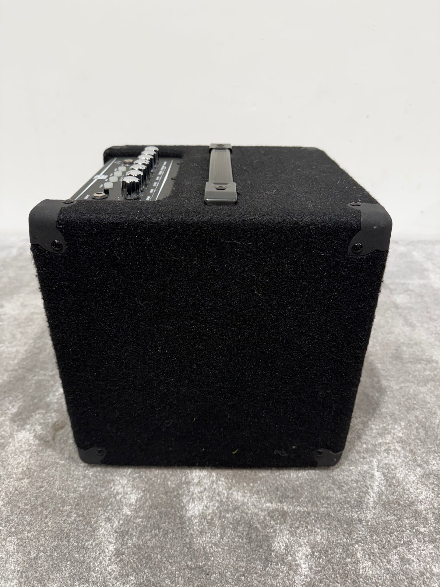 Line 6 Low Down Studio 110 - 75watt Bass Combo Amplifier