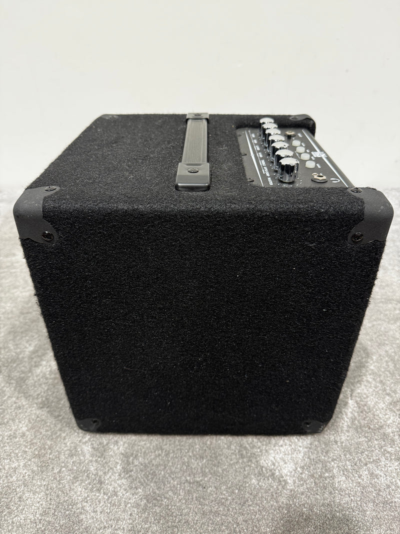 Line 6 Low Down Studio 110 - 75watt Bass Combo Amplifier - Image 4
