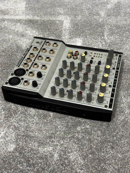 Behringer Eurorack MX 602A - 6 Channel Mixer