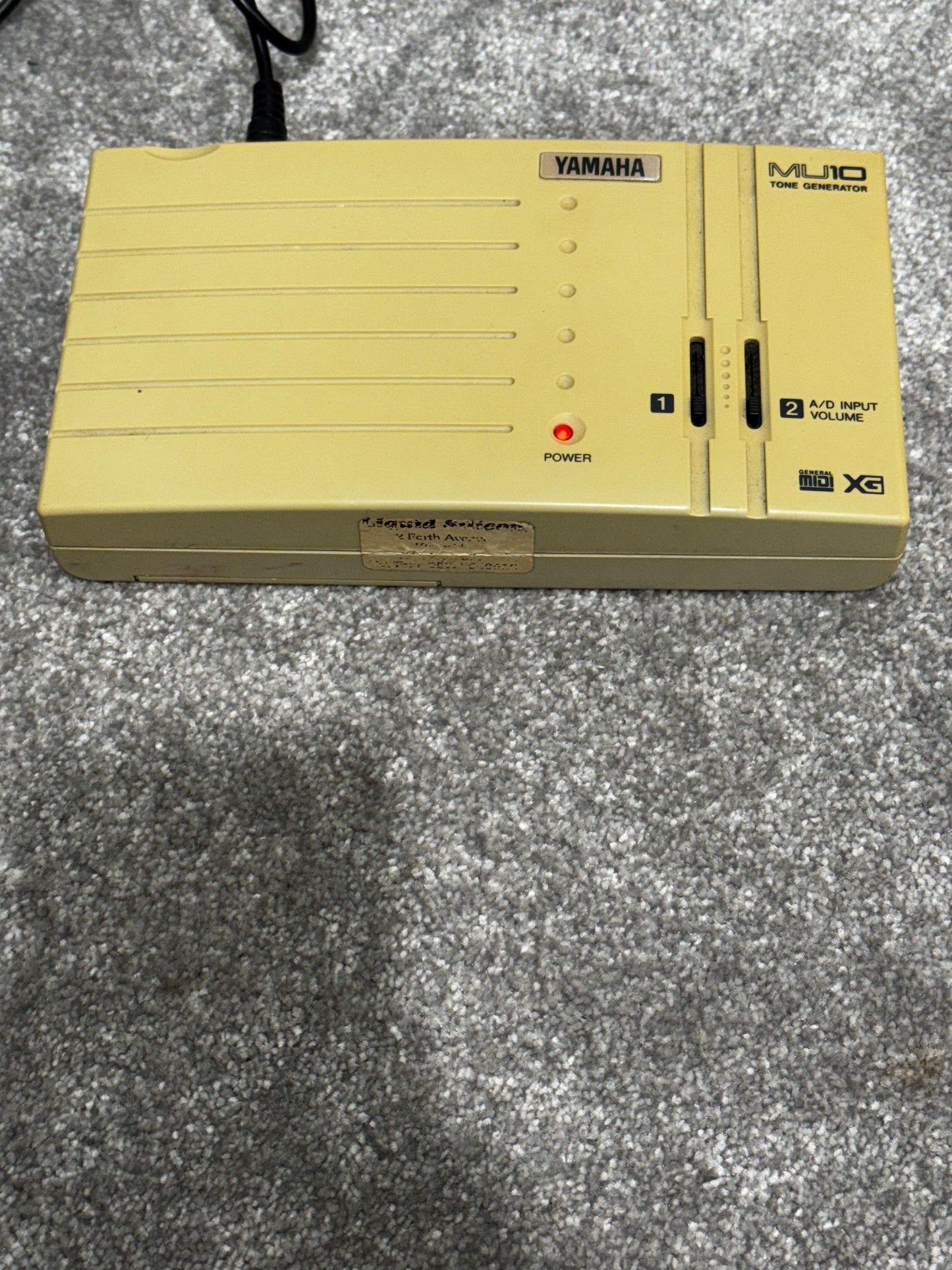 Yamaha MU10 XG-compatible AWM2 Tone Generator
