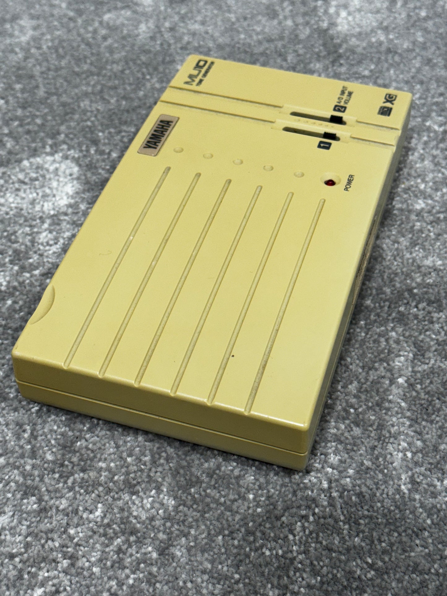 Yamaha MU10 XG-compatible AWM2 Tone Generator