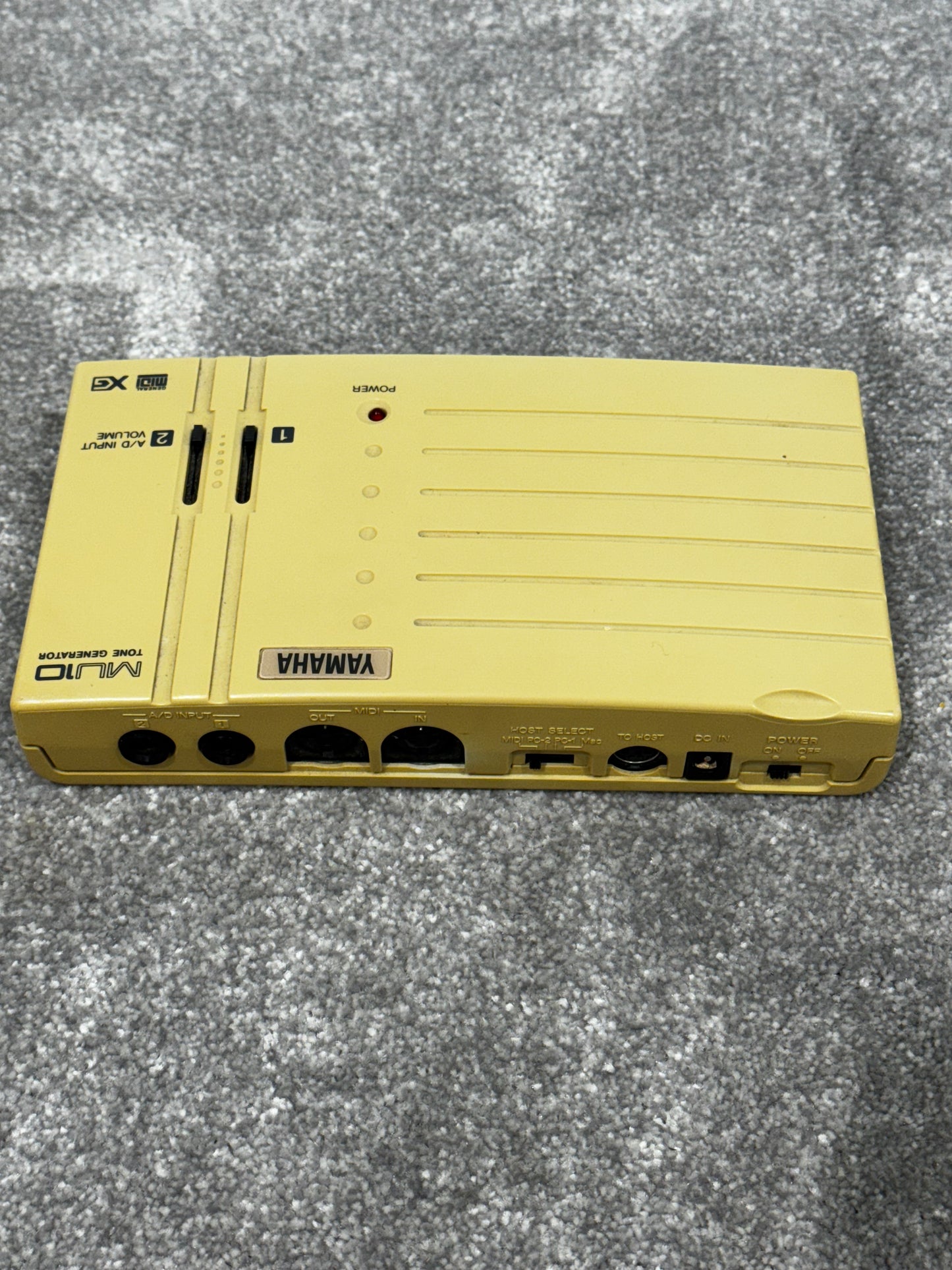 Yamaha MU10 XG-compatible AWM2 Tone Generator