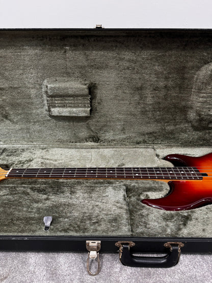 Yamaha BB1100S 4-string bass guitar with Yamaha Hard Case