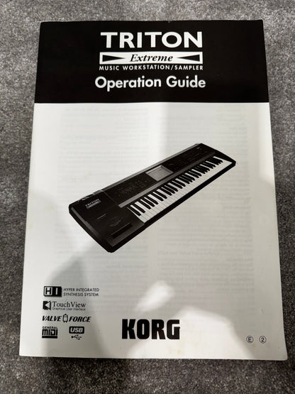 KORG TRITON Extreme 61 Key Synthesizer with Gator soft case