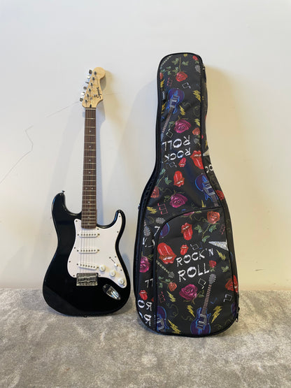 Fender Squier Stratocaster Indonesia - Black, Rosewood Neck w/ Soft Case - Very Good