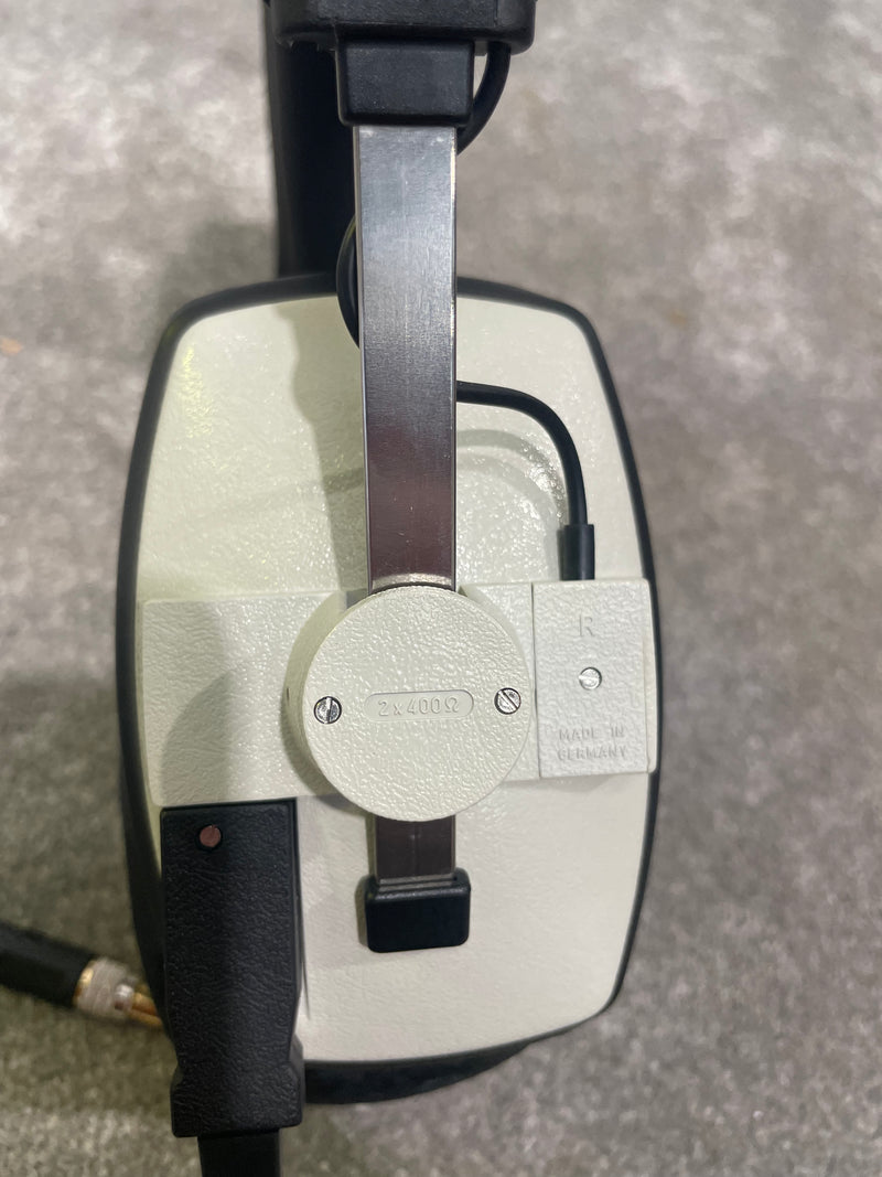BeyerDynamic DT100 Headphones - Closed-Back Design, 45 Ohm - Excellent - Image 5