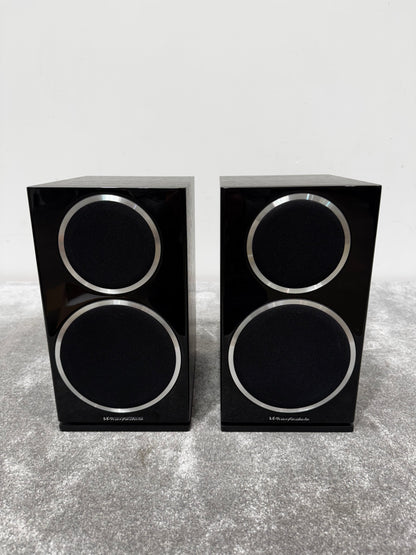 Wharfedale Diamond 220 Bookshelf Speakers