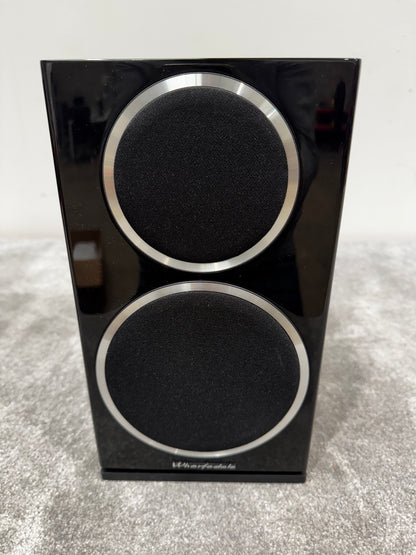 Wharfedale Diamond 220 Bookshelf Speakers