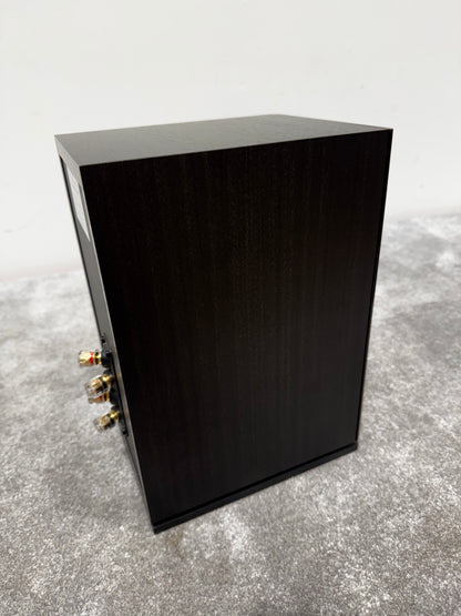 Wharfedale Diamond 220 Bookshelf Speakers