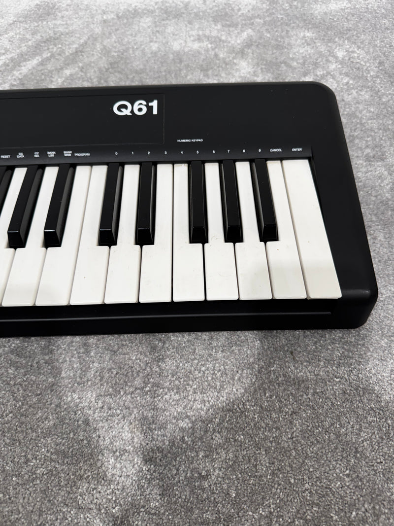 Alesis Q61 61-key USB MIDI Controller - Very Good - Image 5