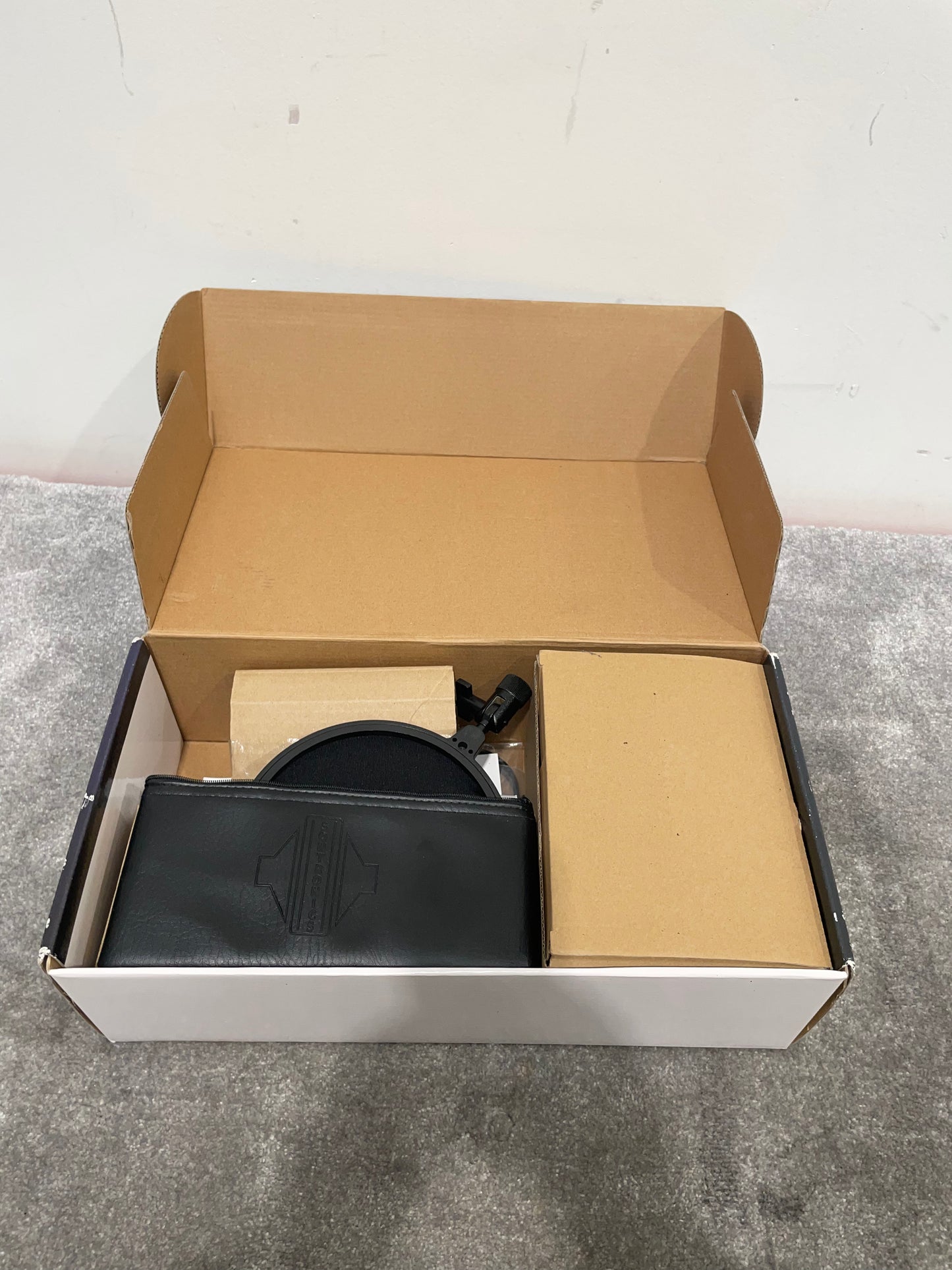 Sontronics STC-20 Pack - Diaphragm Condenser Microphone - Excellent w/ Original Box & Accessories