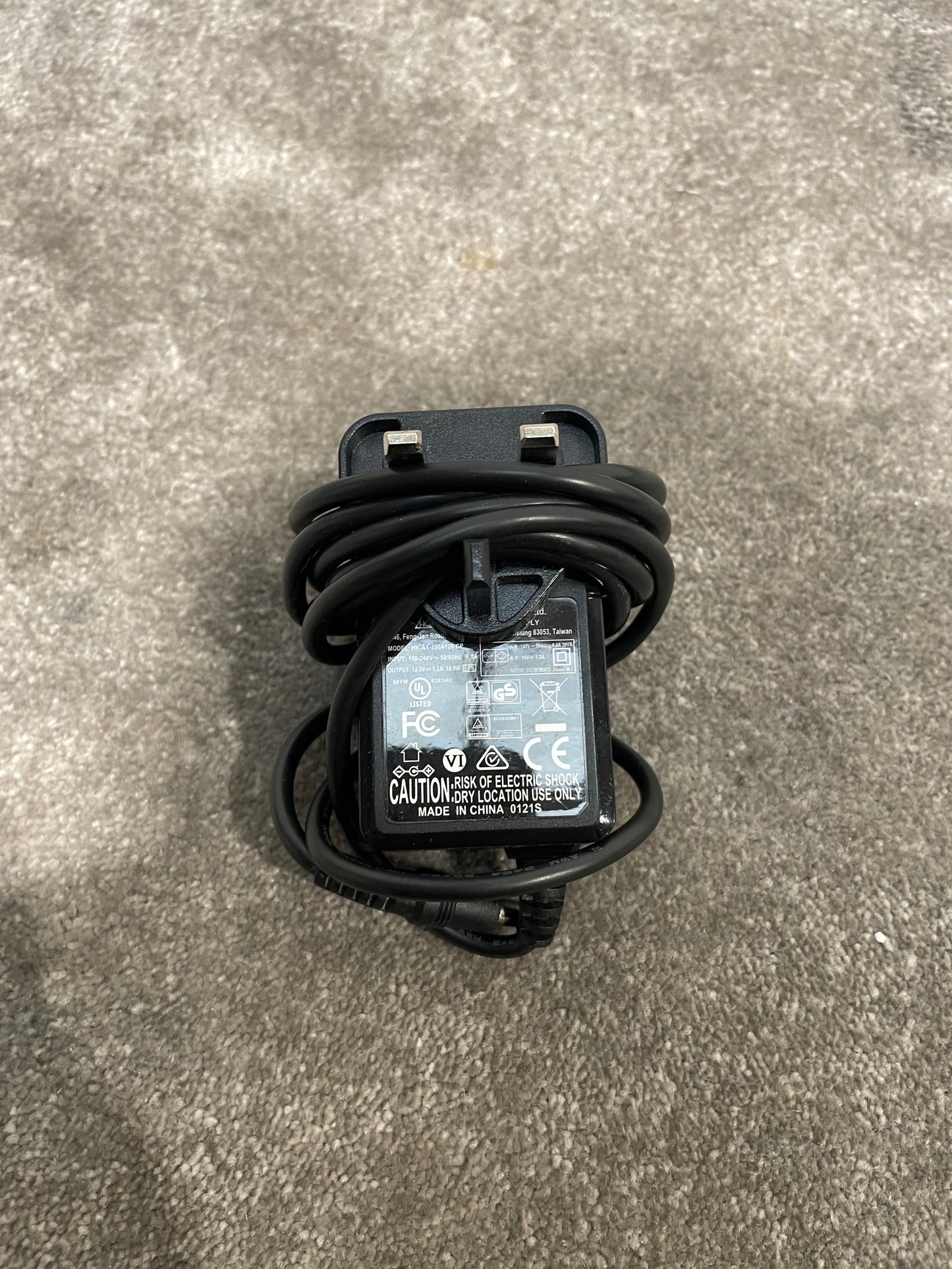 Native Instruments Komplete Kontrol S88 MK2 - 88-Key Keyboard - Fair w/ Original Box & Accessories