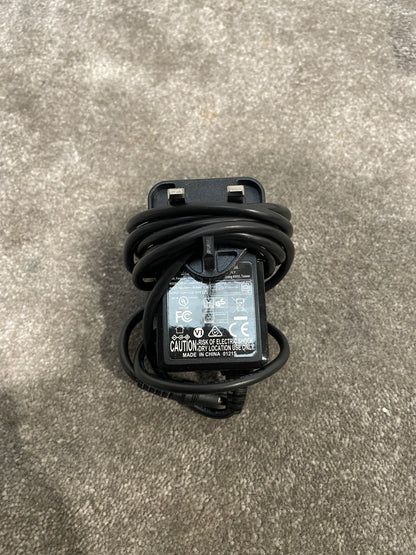 Native Instruments Komplete Kontrol S88 MK2 - 88-Key Keyboard - Fair w/ Original Box & Accessories