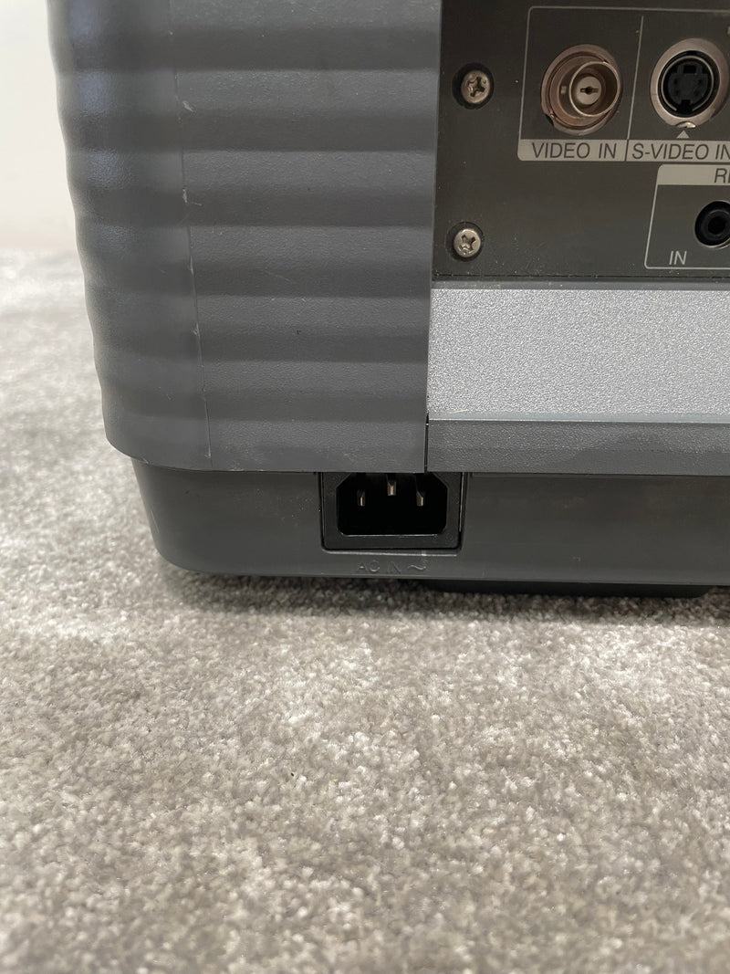 Panasonic PT-D5600E - High Lumens Projector - Spares or Repair - Image 9