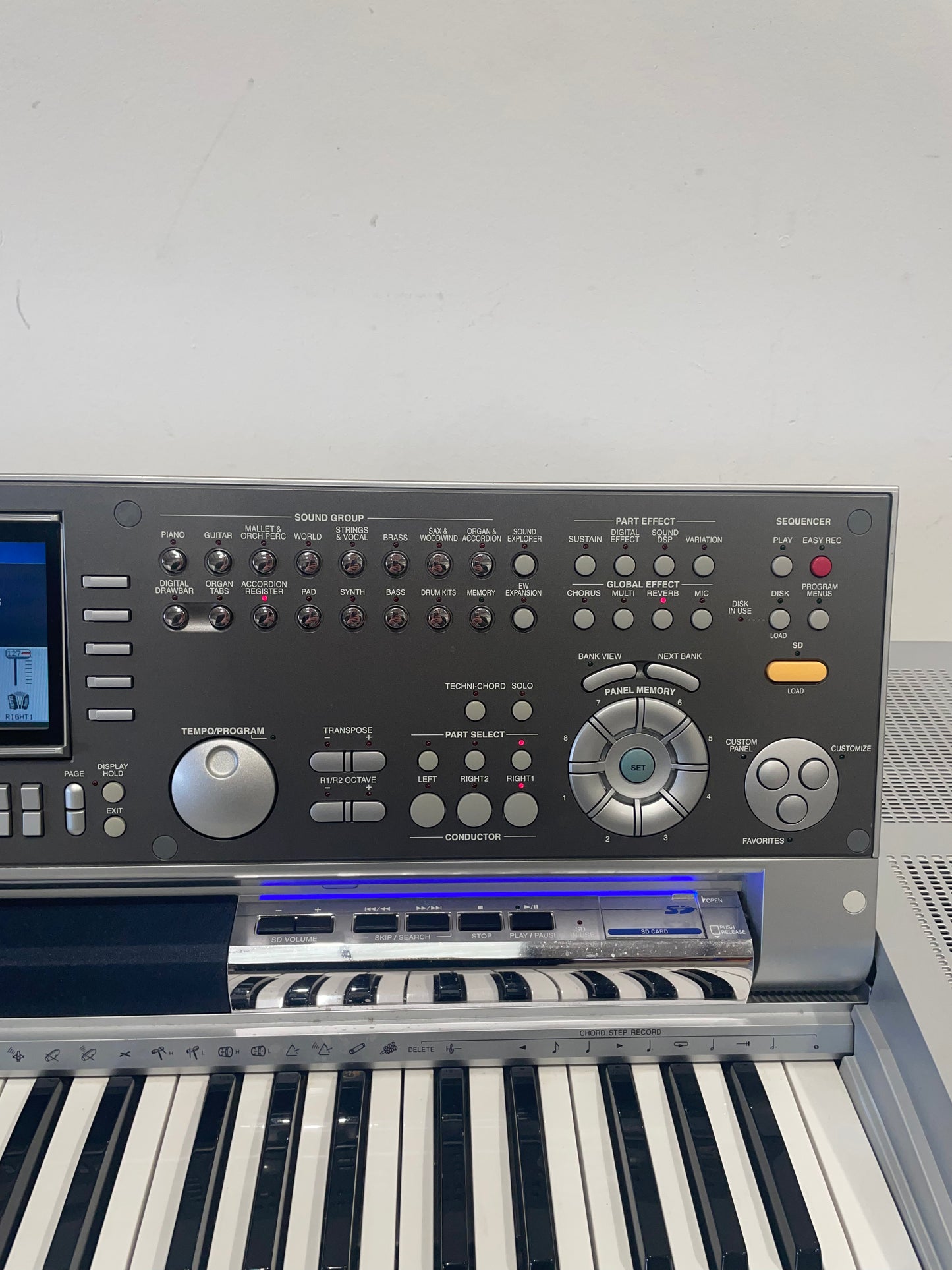 Technics KN7000 - Arranger Workstation Keyboard - Excellent w/ Power Supply & Soft Case