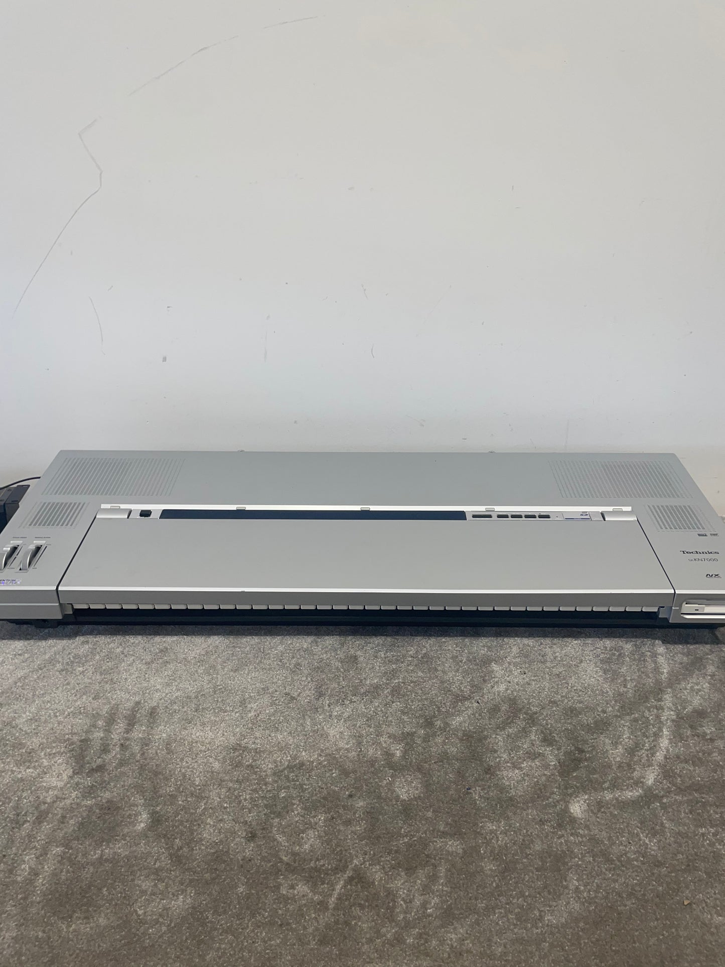 Technics KN7000 - Arranger Workstation Keyboard - Excellent w/ Power Supply & Soft Case