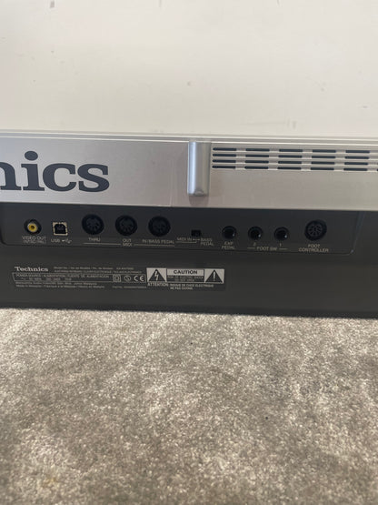 Technics KN7000 - Arranger Workstation Keyboard - Excellent w/ Power Supply & Soft Case
