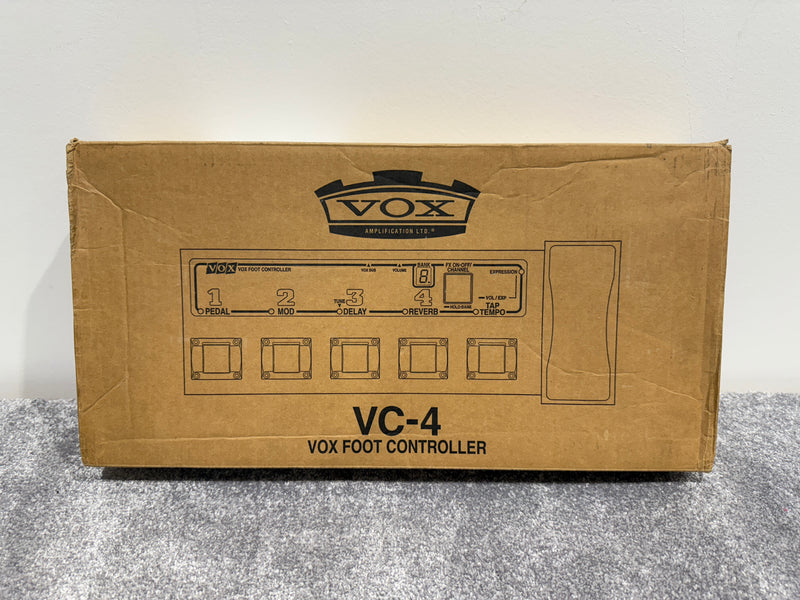 Vox AD120VT Guitar Amplifier with Vox VC4 Foot Controller and Amp Covers - Image 16