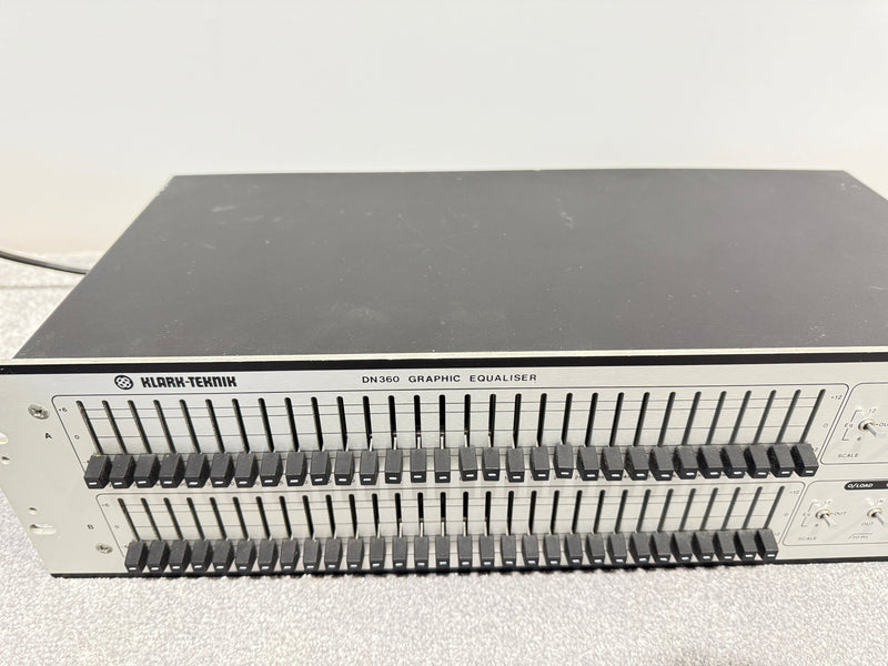 Klark Teknik DN360 30 Band Graphic Equaliser - Image 4