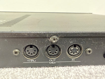 Roland U-110 PCM Sound Module / Midi PCM - Rack Mountable