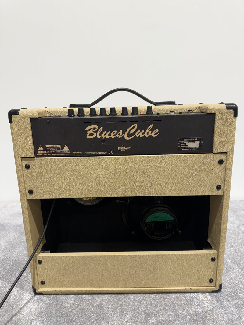 Roland BC-30 Blues Cube Guitar Amplifier - Image 3