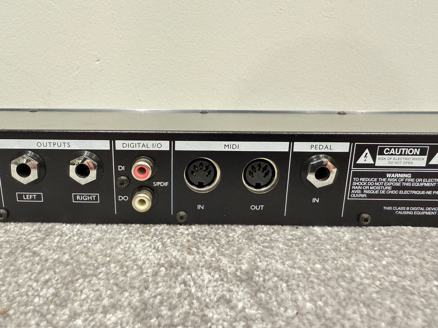 T.C. Electronic M300 Dual Engine Processor / Effects