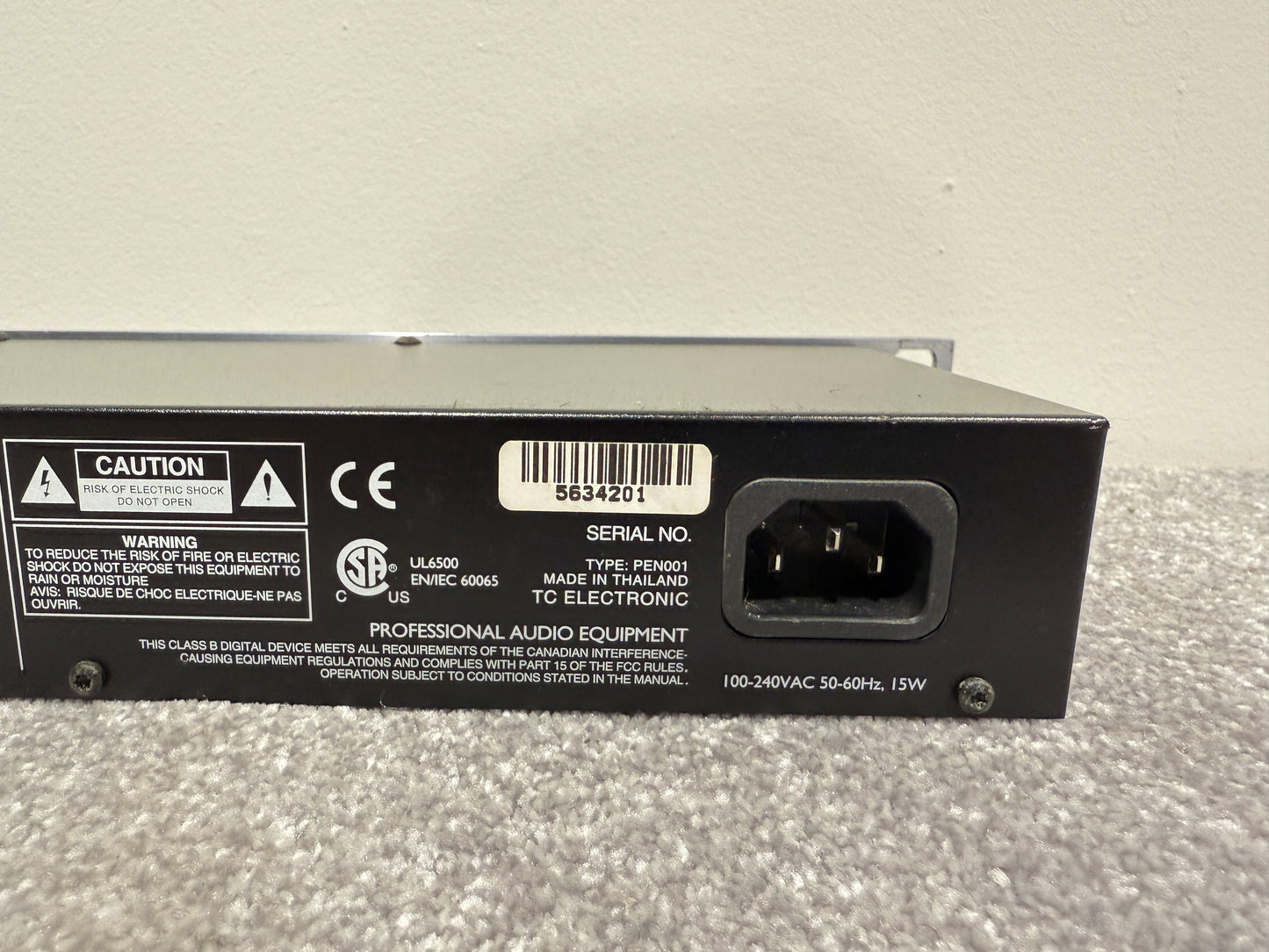 T.C. Electronic M300 Dual Engine Processor / Effects