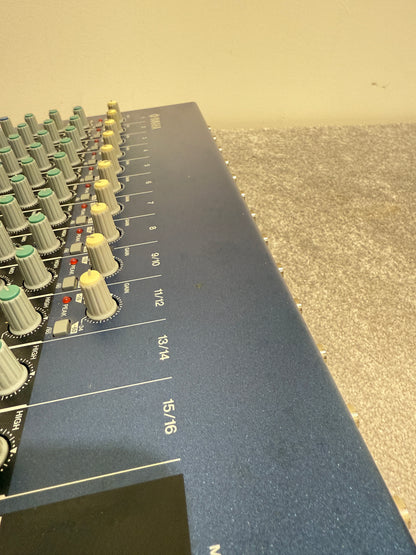 Yamaha MG16/4 Mixing Console