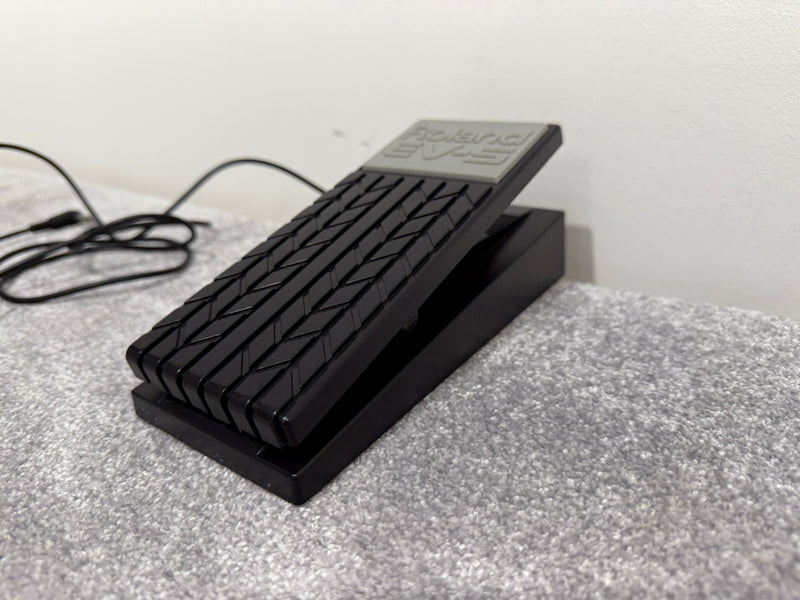 Roland EV-5 Expression Pedal Effects Keyboard - Image 5