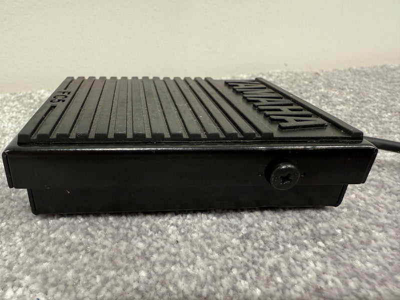 Yamaha FC5 Sustain Pedal for Keyboards - Image 4