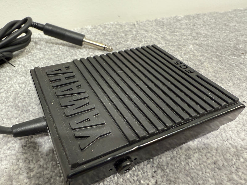 Yamaha FC5 Sustain Pedal for Keyboards - Image 7