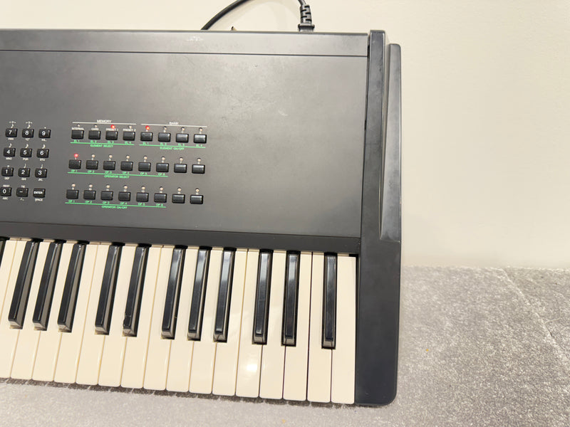 Yamaha SY99 Keyboard Synthesiser - Image 11